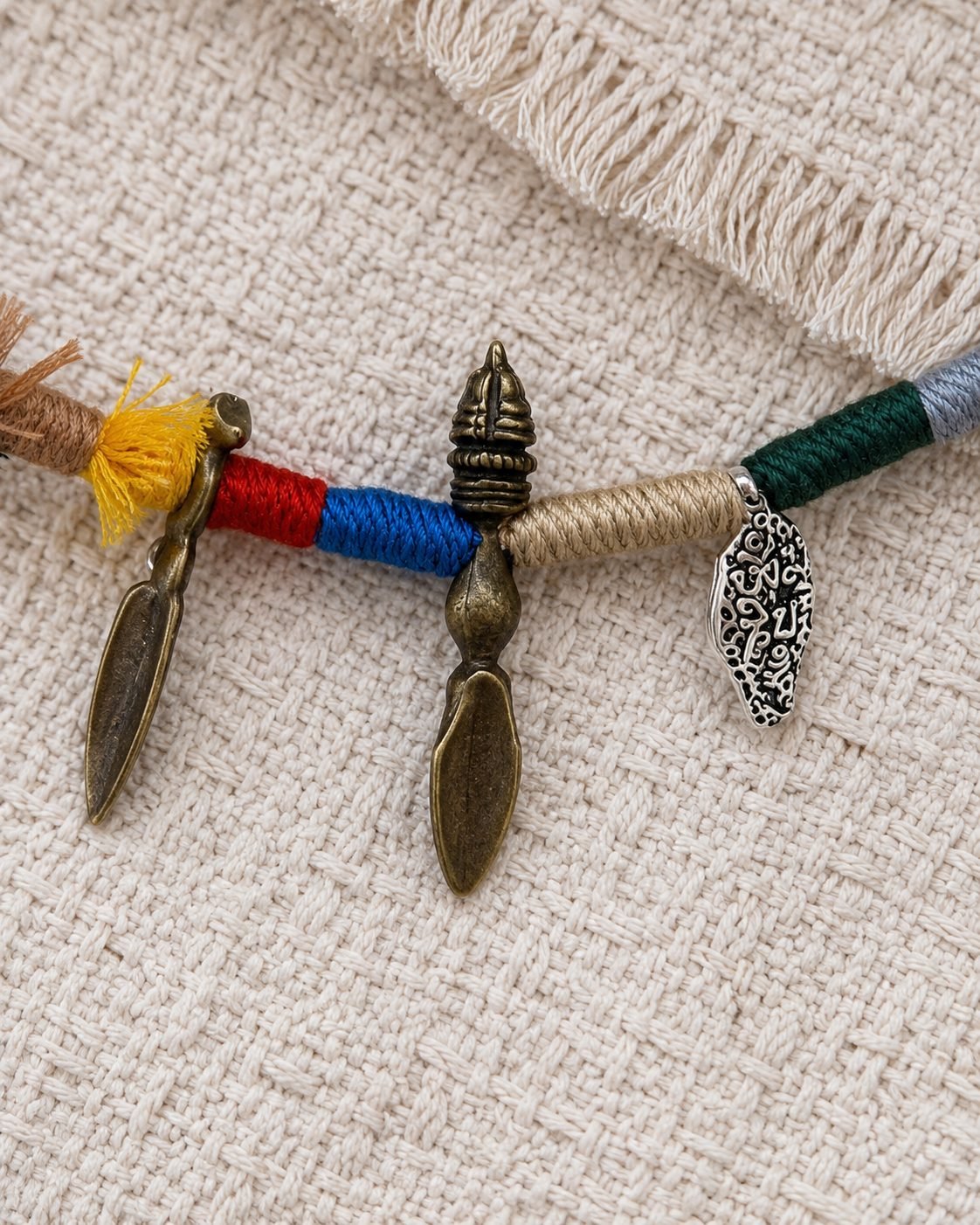 LHARI wind prayer cord necklace 05